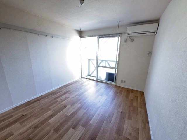 洋室　同型参考写真